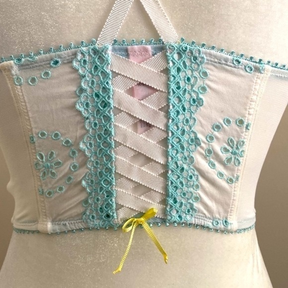 Vintage Y2K Victoria’s Secret Cottagecore bustier top - Picture 11 of 11